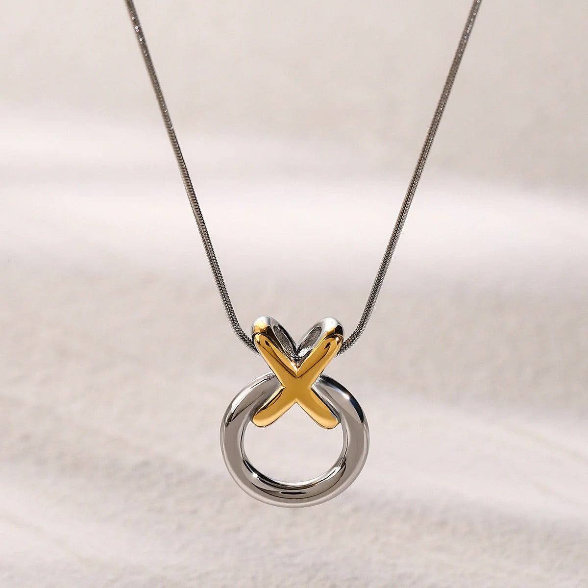 The Emma Knot Necklace
