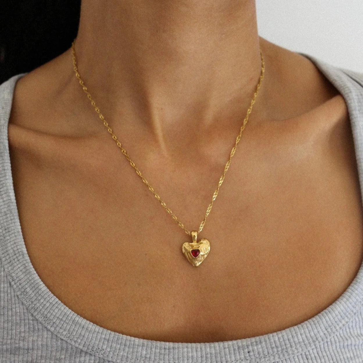 The Elara Heart Pendant Necklace